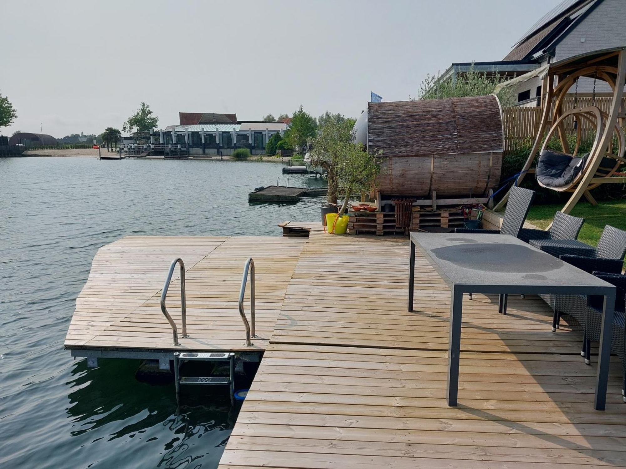 Lakeside Wevelgem Exterior photo