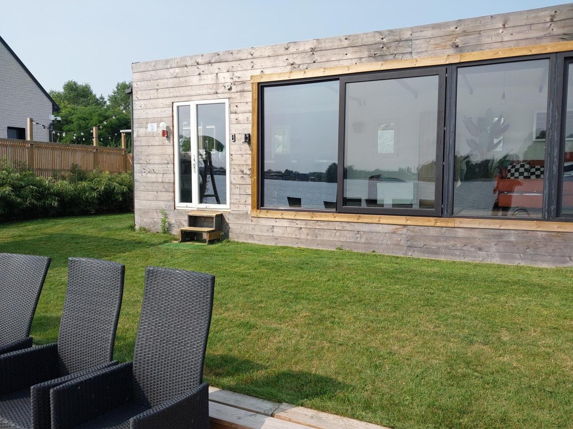 Lakeside Wevelgem Exterior photo